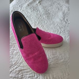 Skechers calf hair walking shoes 10